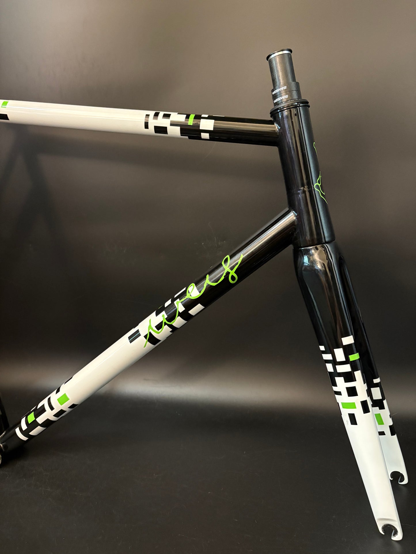 Weis Track Steel Frameset Black/White 58cm