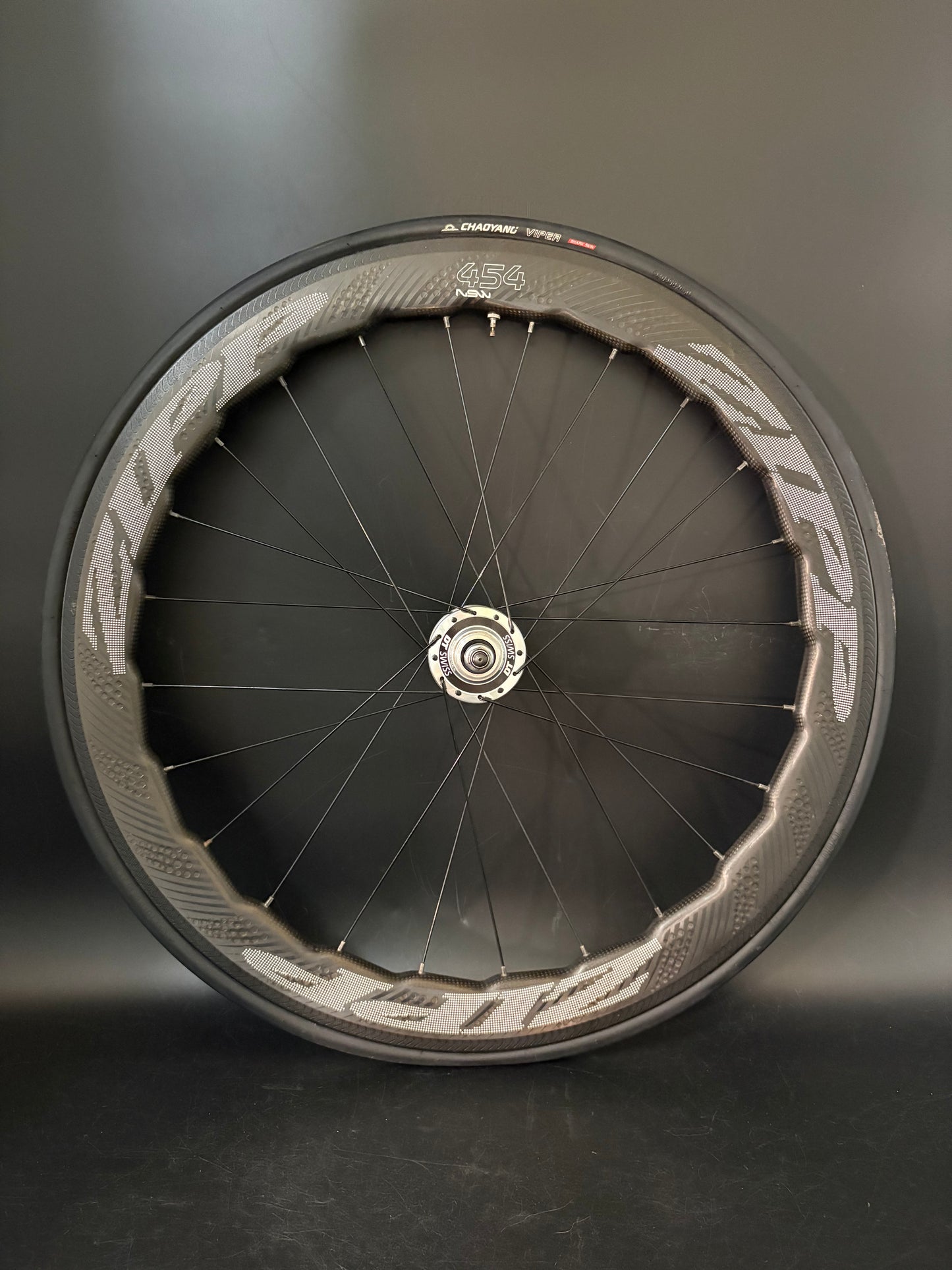 Zipp 454 NSW Carbon Clincher / DT Swiss Wheelset 20/24h