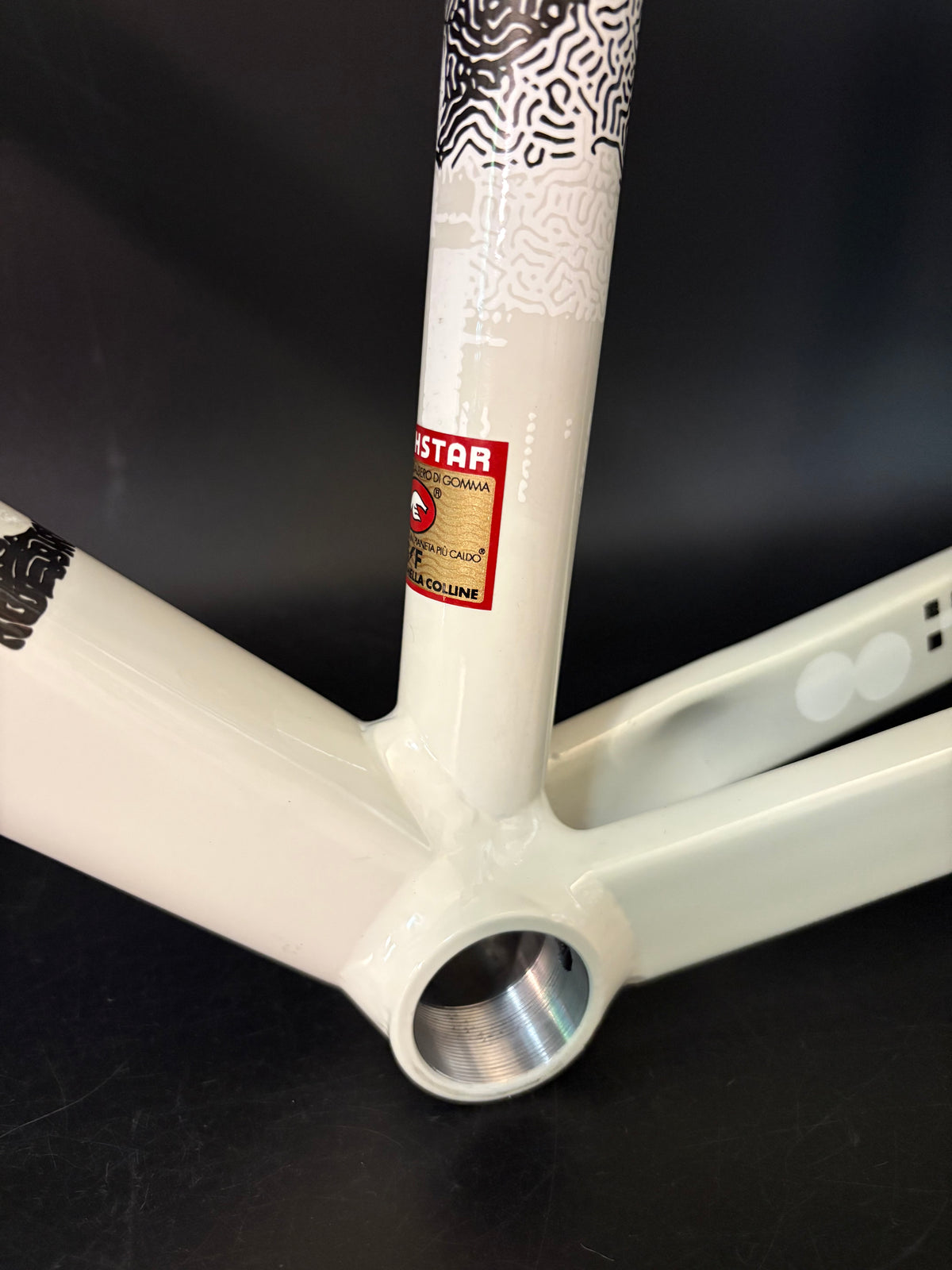 Mash AC-4 Prototype Frameset White/Black 54cm Medium