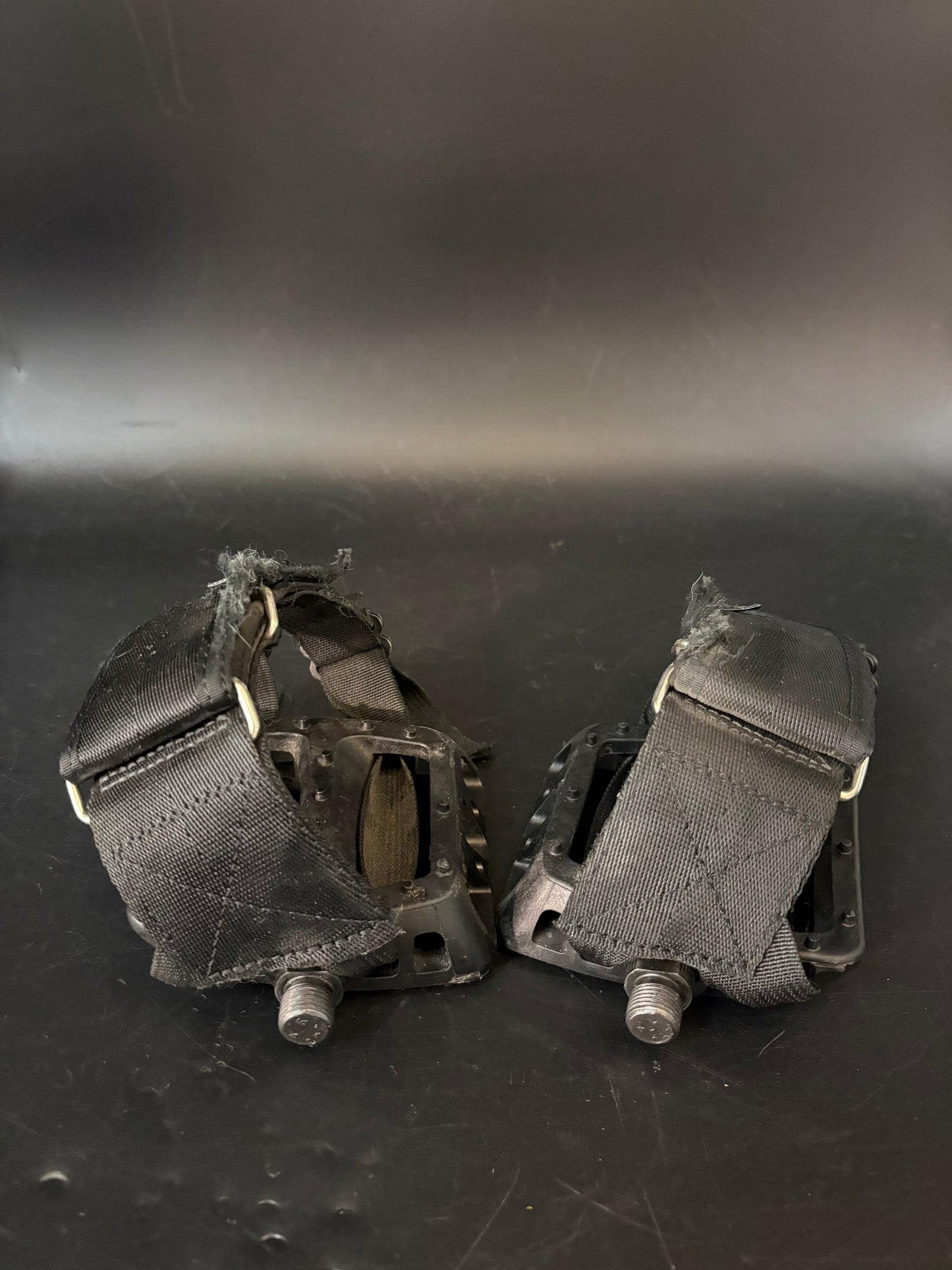 Odyssey / Hold Fast Straps Pedal Setup Black