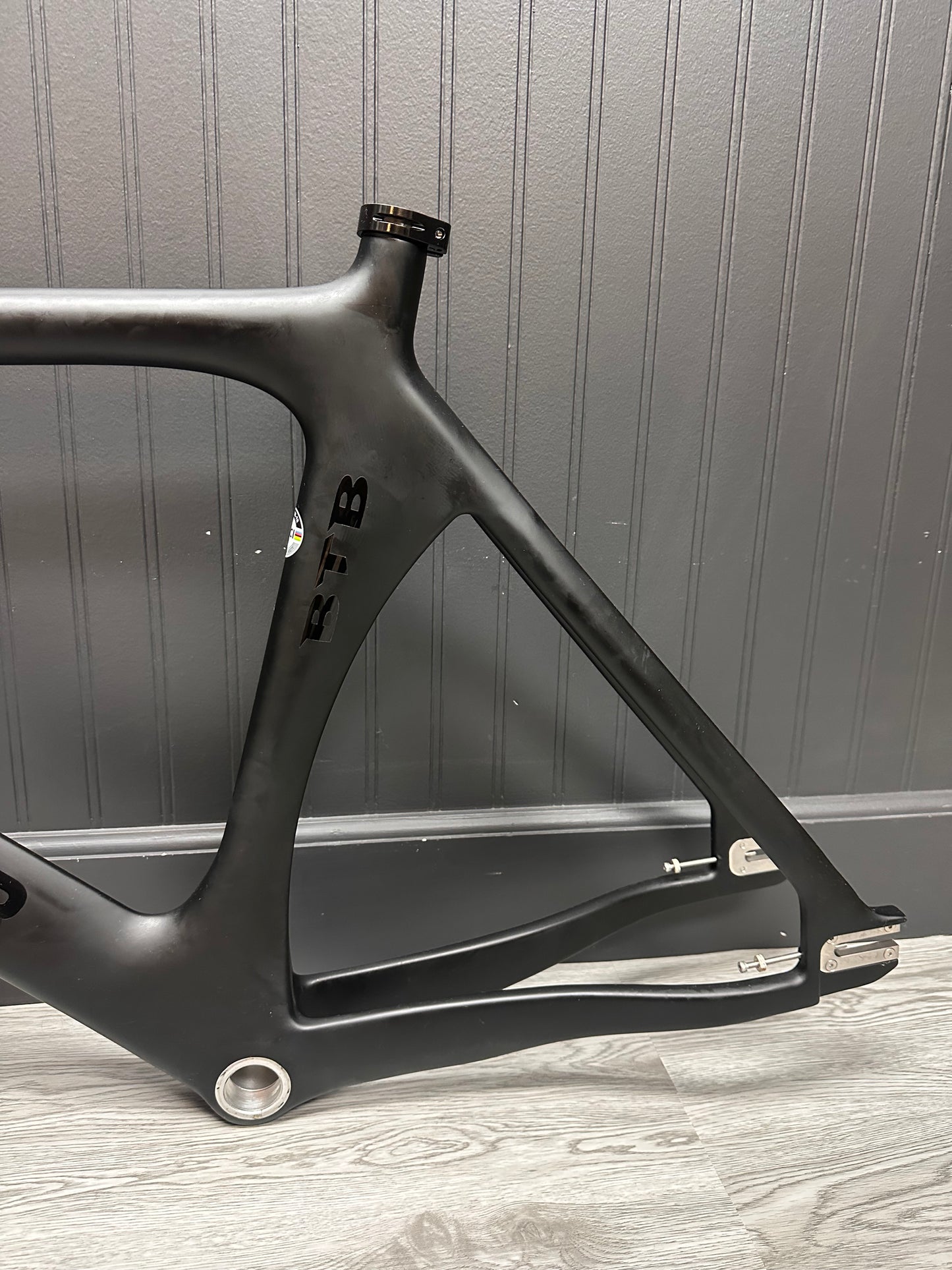 Velo Flyer BTB Carbon Track Medium