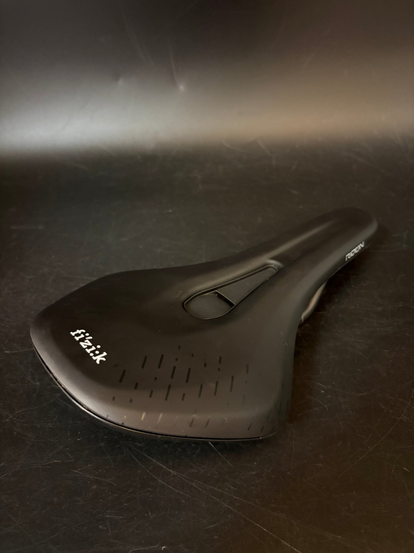 Fizik Ridon Saddle Black 145mm Carbon