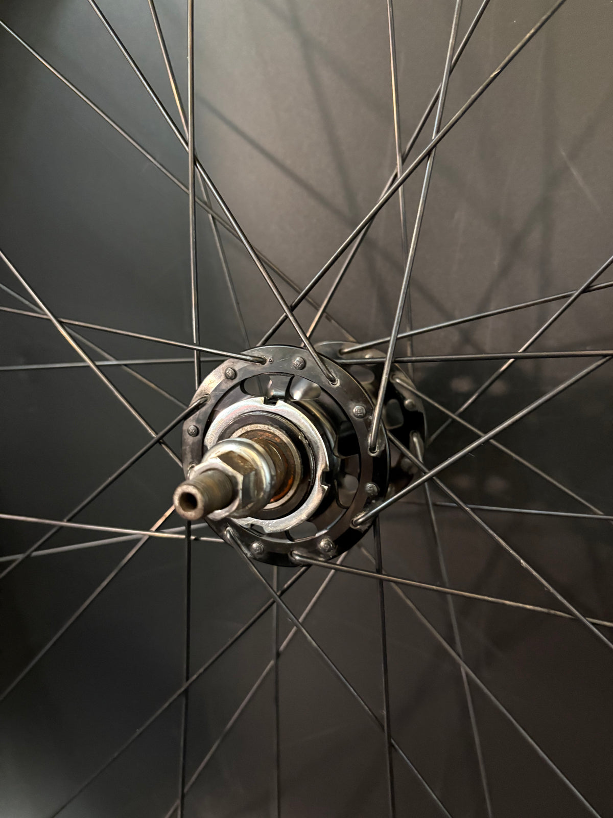 H Plus Son Archetype Grey / Origin 8 Rear Wheel 32h