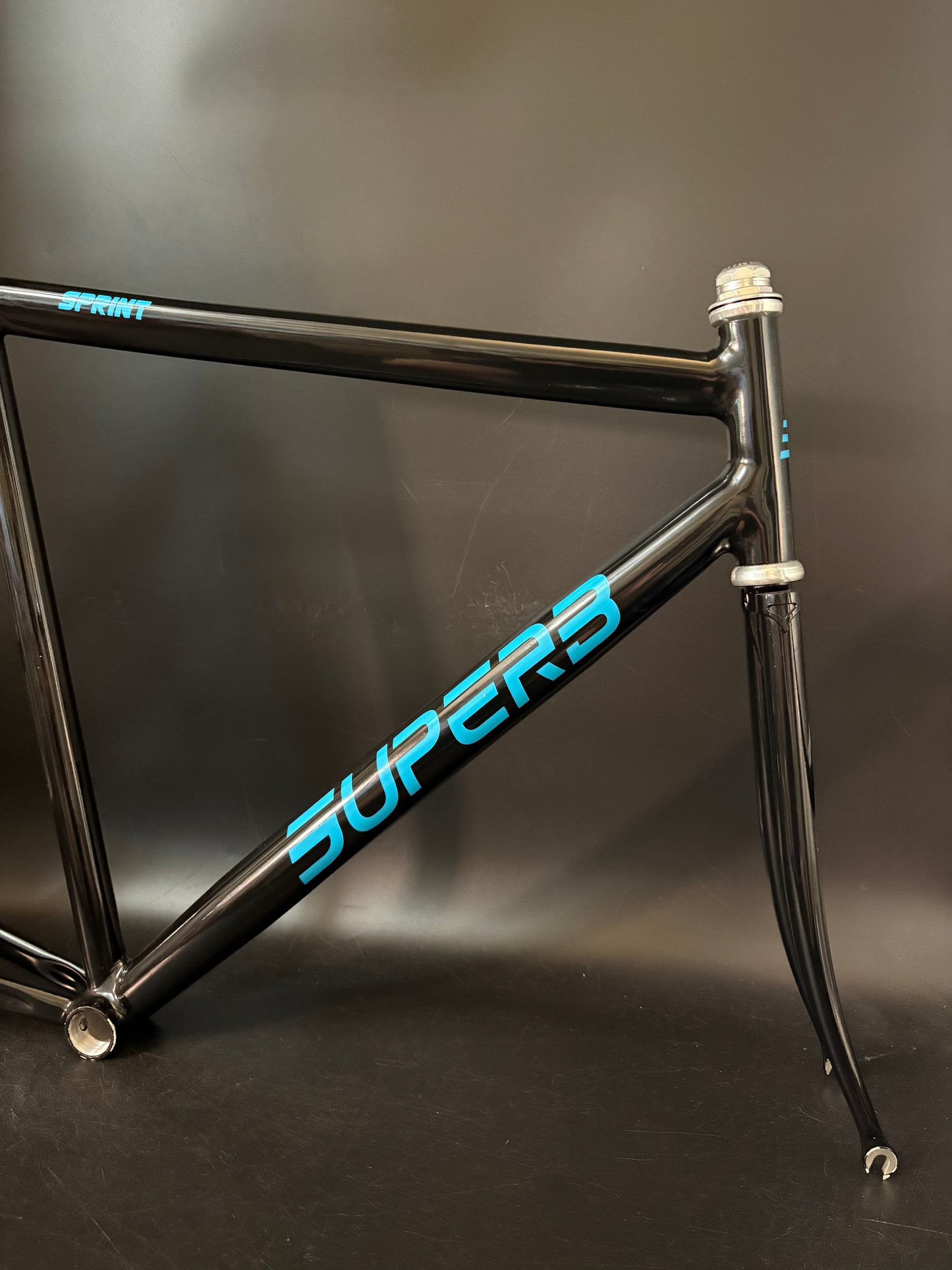 Superb Sprint Frameset Black 59cm ST 56cm TT