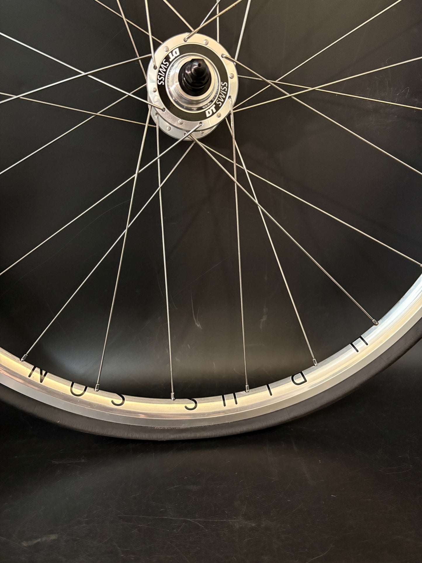 H Plus Son Archetype Silver / DT Swiss Wheelset 20/24h