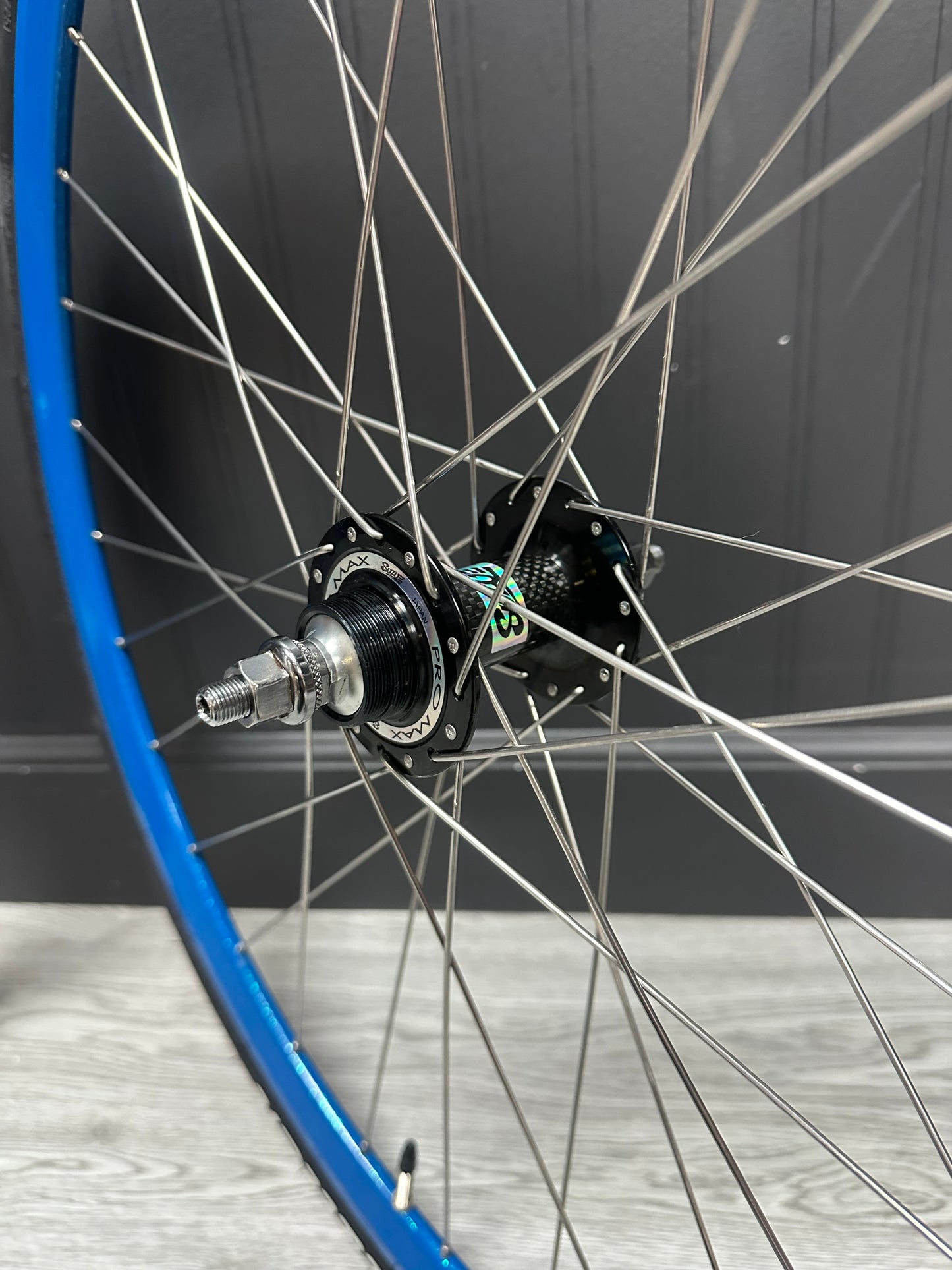 Deep V Blue Sparkle / Suzue CF Hubs Wheelset 32h Fixed/Fixed