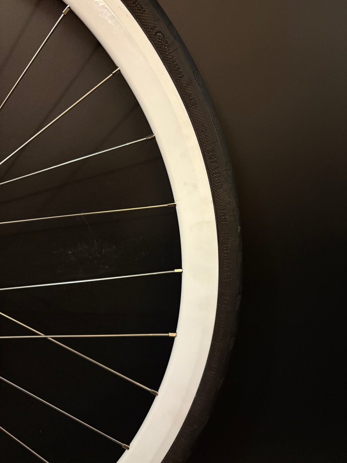 Velocity Deep V White / Gran Compe Pink Wheelset 32h