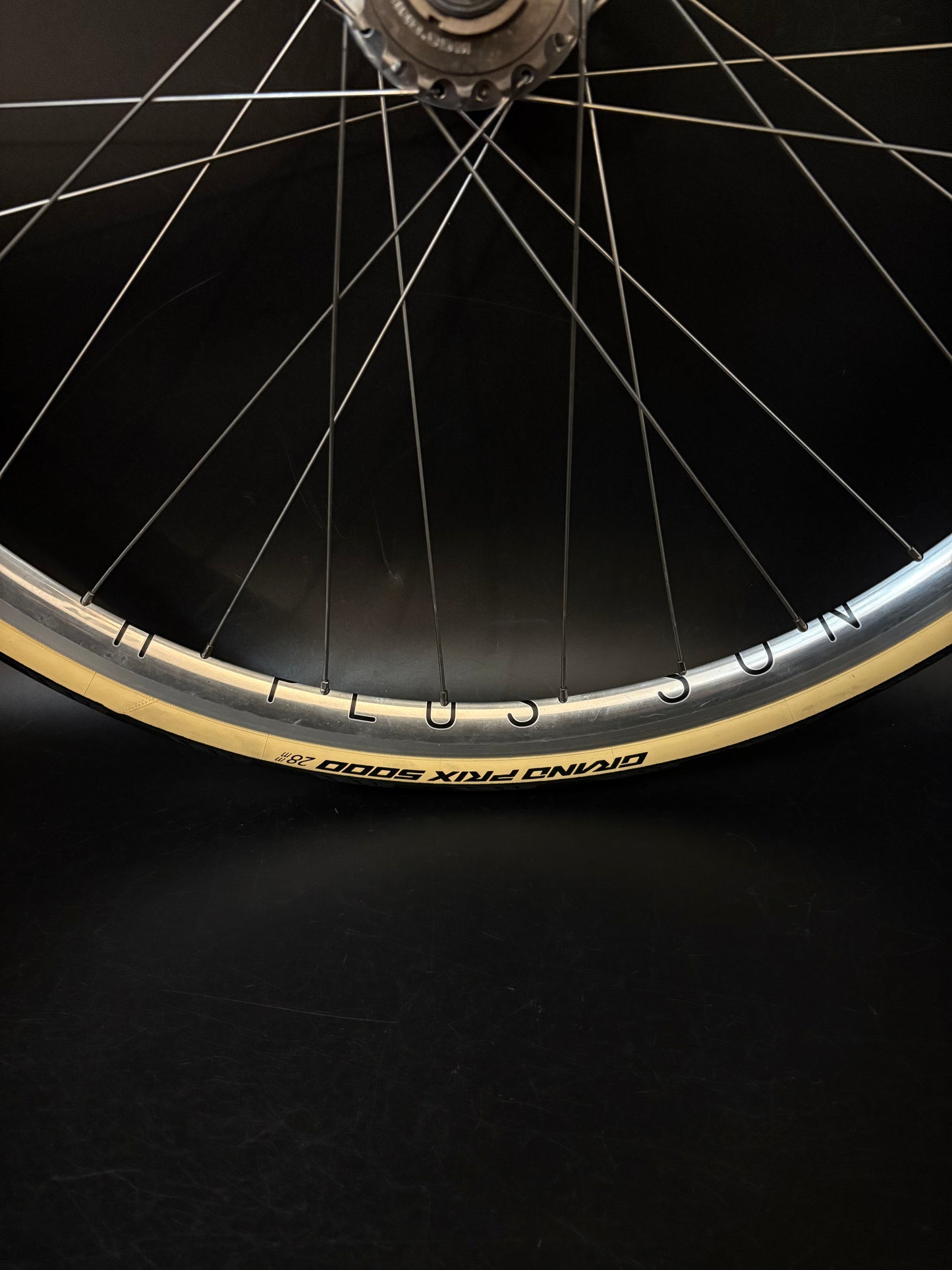 H Plus Son Archetype Silver / White Industries Wheelset 32h w/ 18t Cog