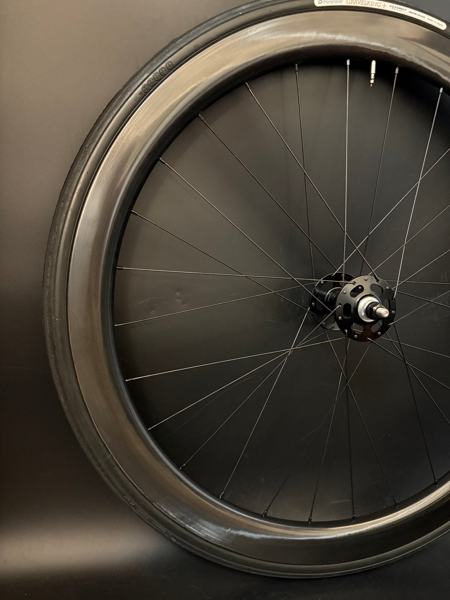 Light Bicycle Falcon AR45 Carbon Clincher / White Industries Black Wheelset 28h