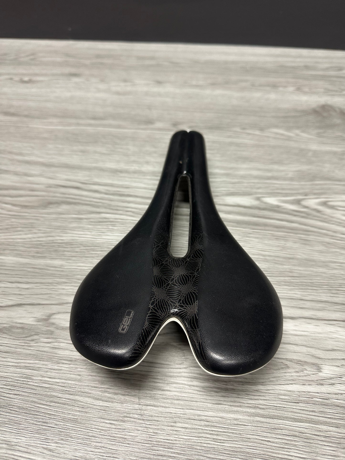 Specialized Ruby Expert Saddle Ti Rails 143mm