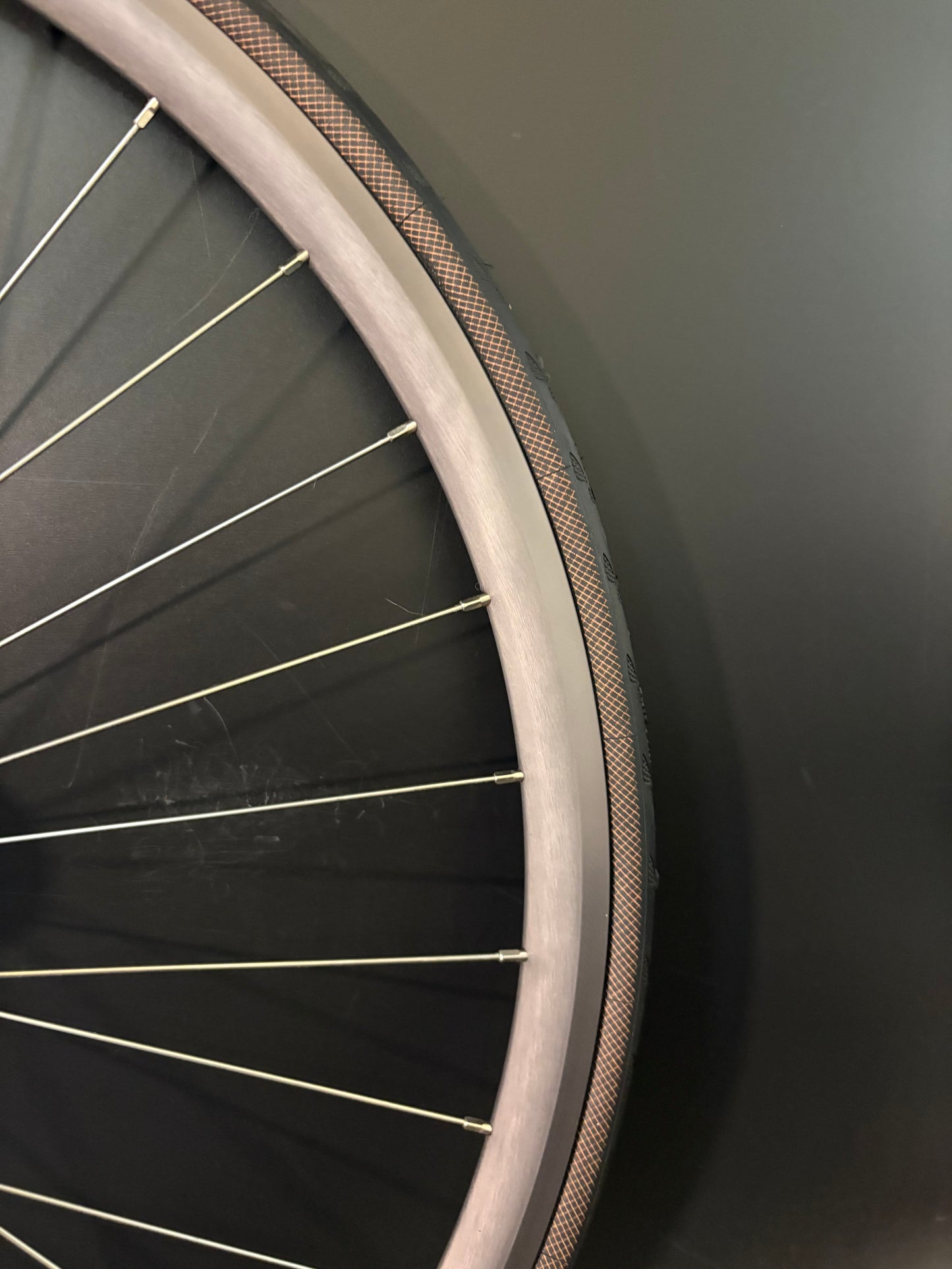 H Plus Son Archetype Grey / Phil Wood HF Blue Wheelset 32h