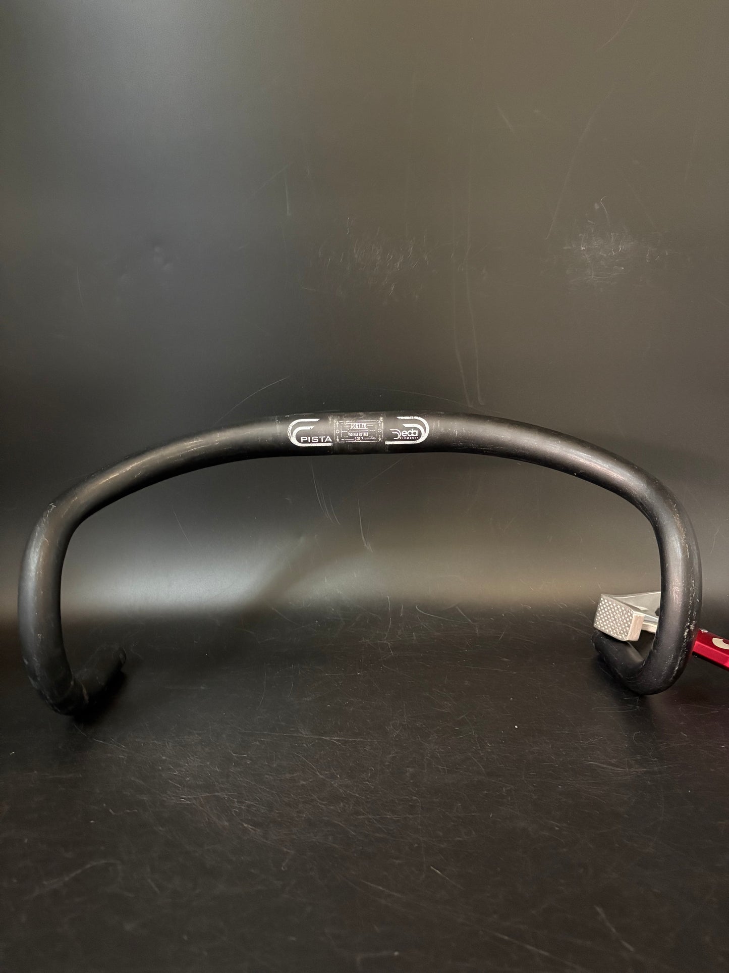 Deda Pista Track Drop Handlebar Black 40cm 31.8