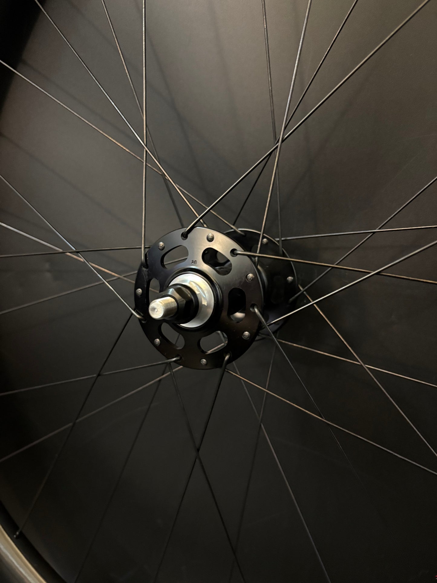 Light Bicycle Falcon AR45 Carbon Clincher / White Industries Black Wheelset 28h