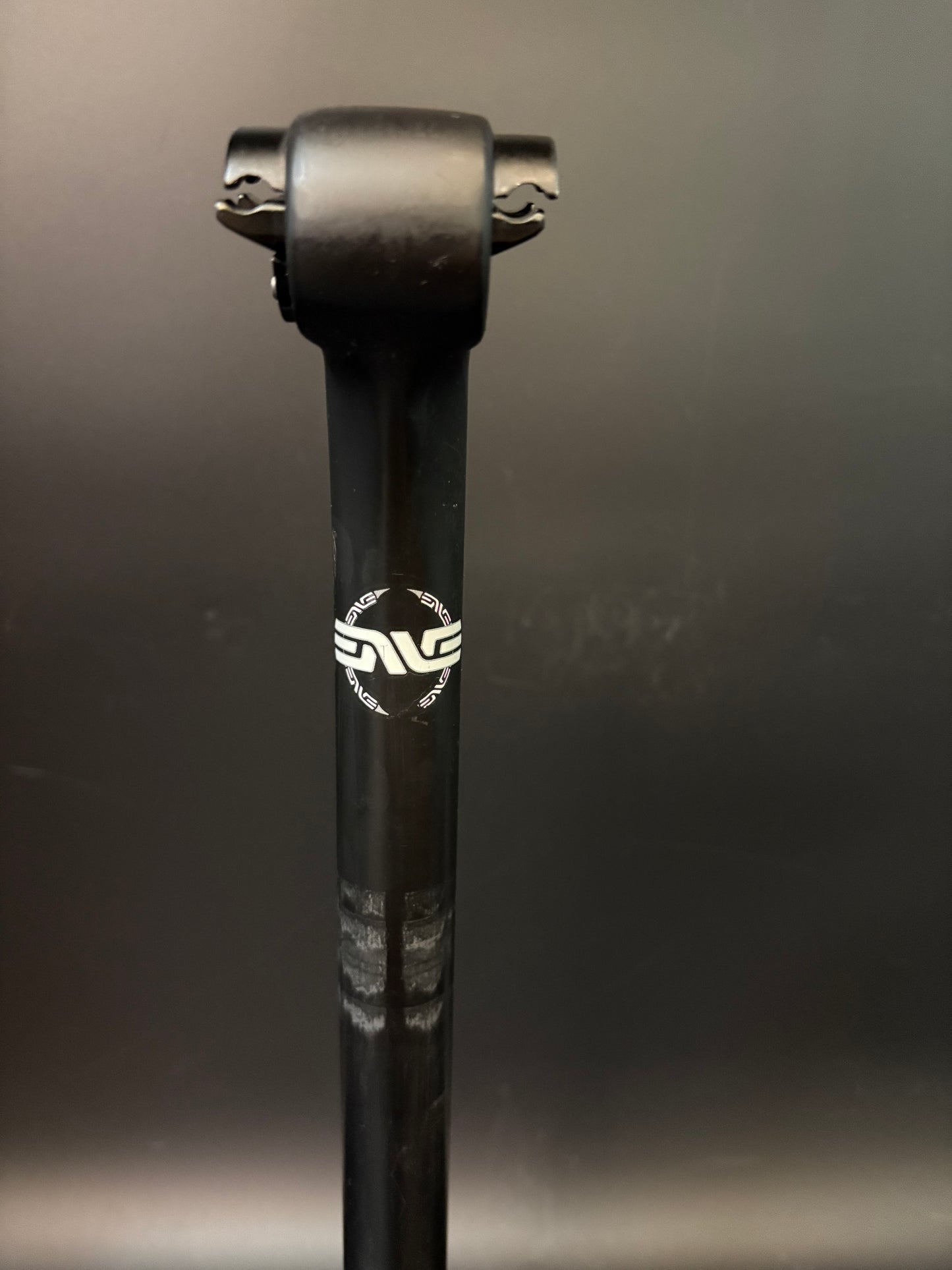 Enve White Logo Setback Seatpost Carbon 27.2 400mm