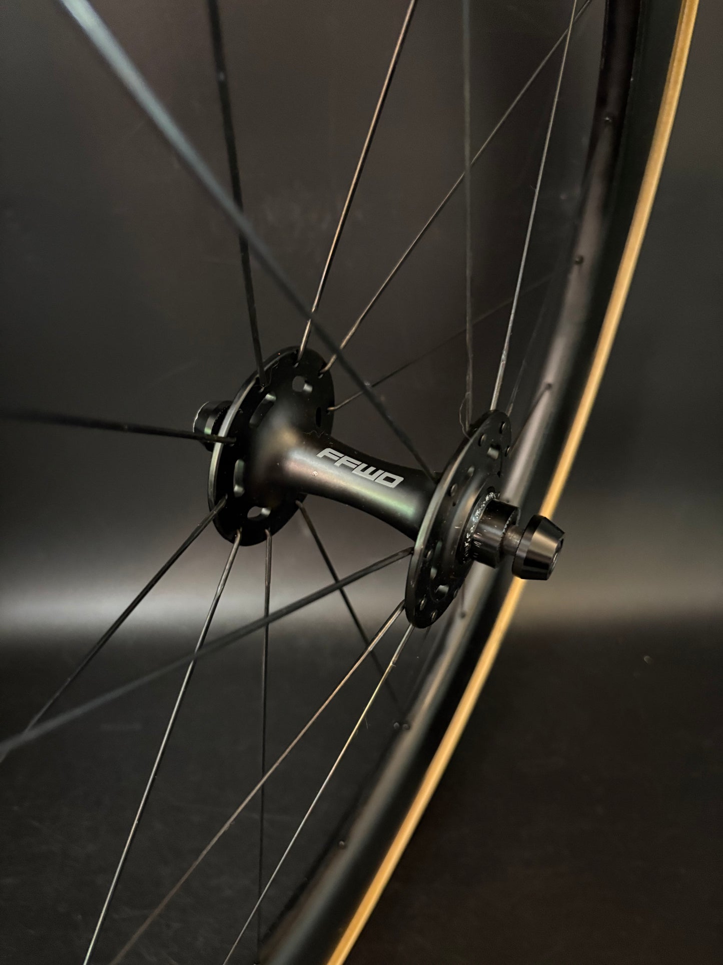 FFWD Ryot 77 Carbon Tubular Wheelset 20/24h