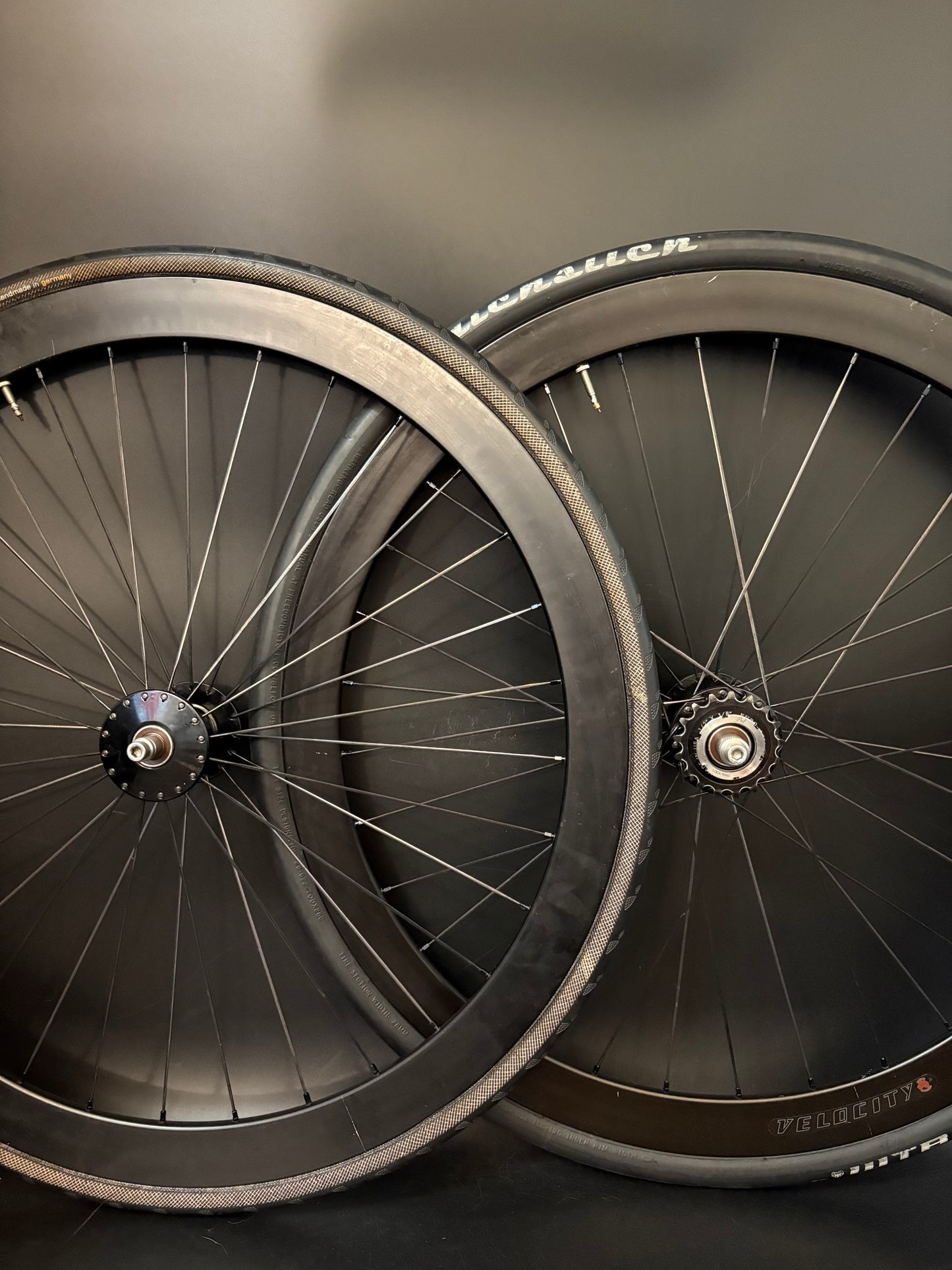 Velocity B43 Black / Phil Wood Wheelset 32h