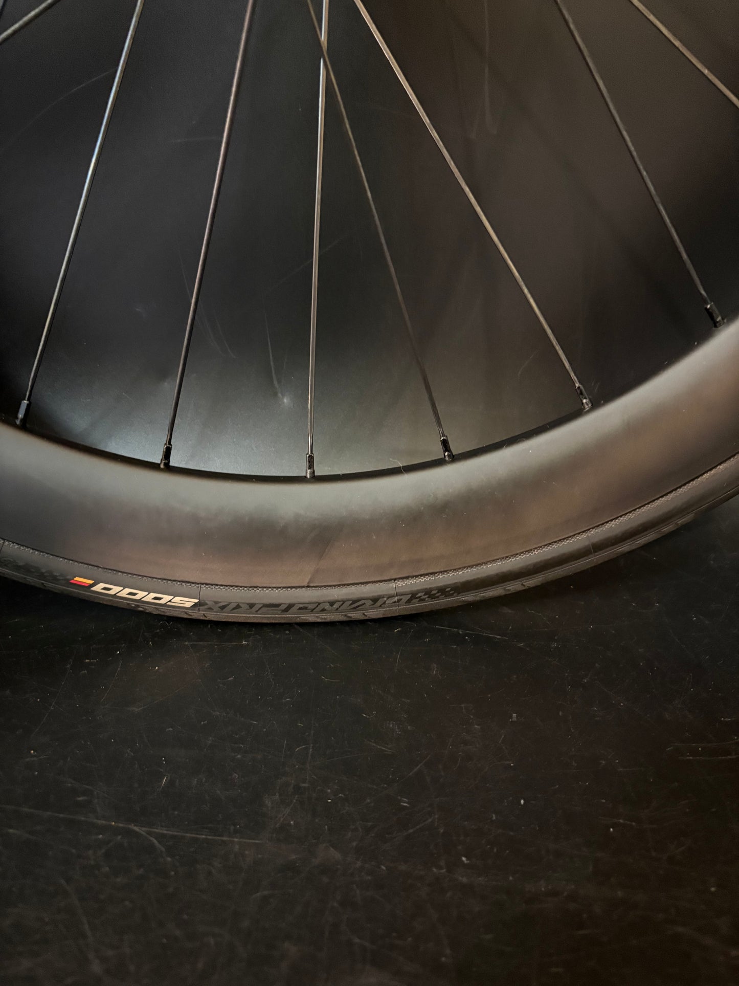 Light Bicycle 50mm Carbon Clincher / Lazarus Loop Wheelset 28h