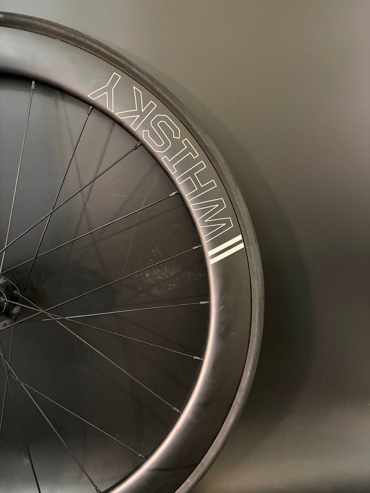 Whisky 50mm Carbon Clincher / Halo Wheelset Black 24h
