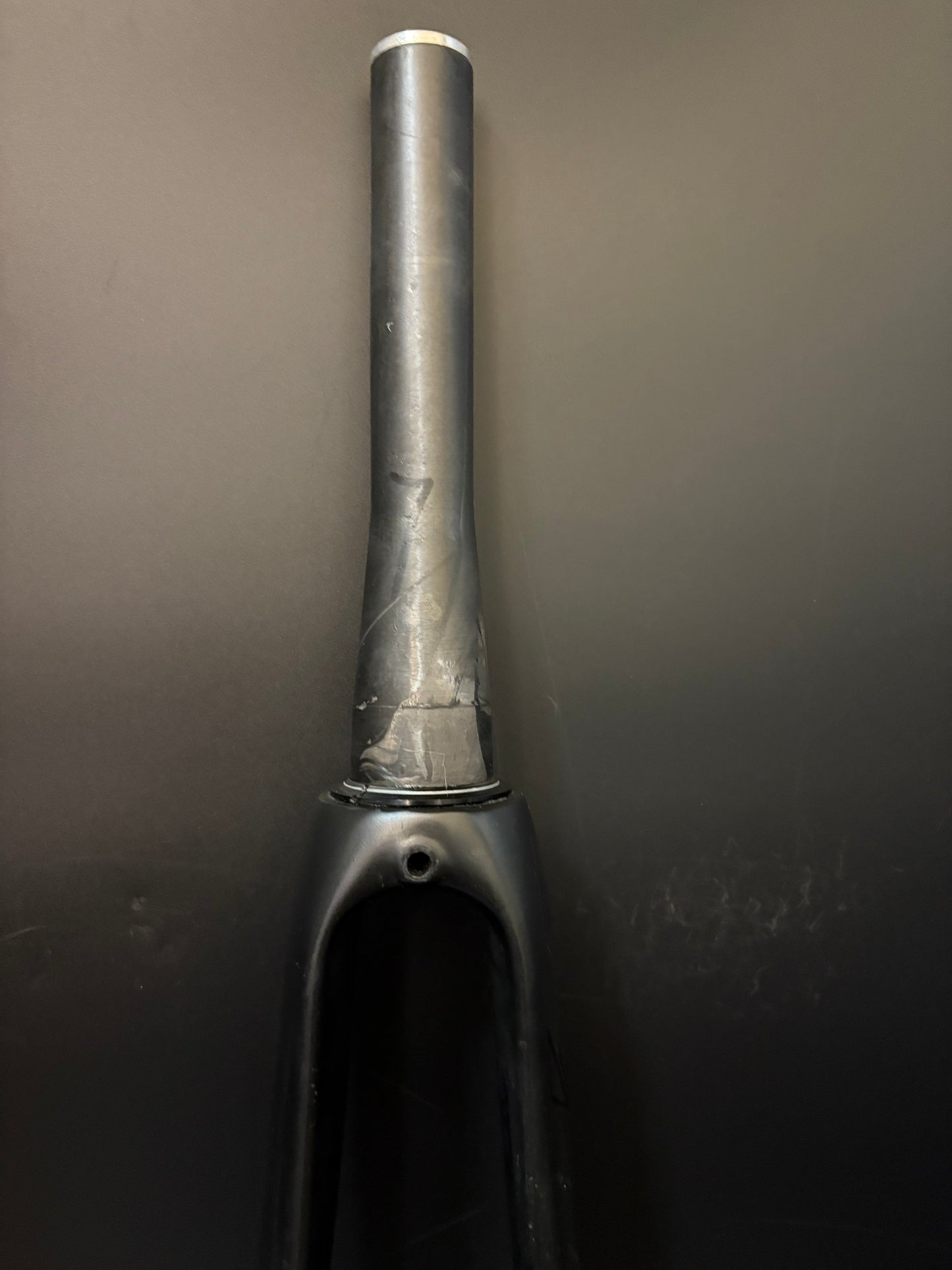 Throne Tapered Track Fork Carbon 1 1/8” - 1 1/2” 200mm