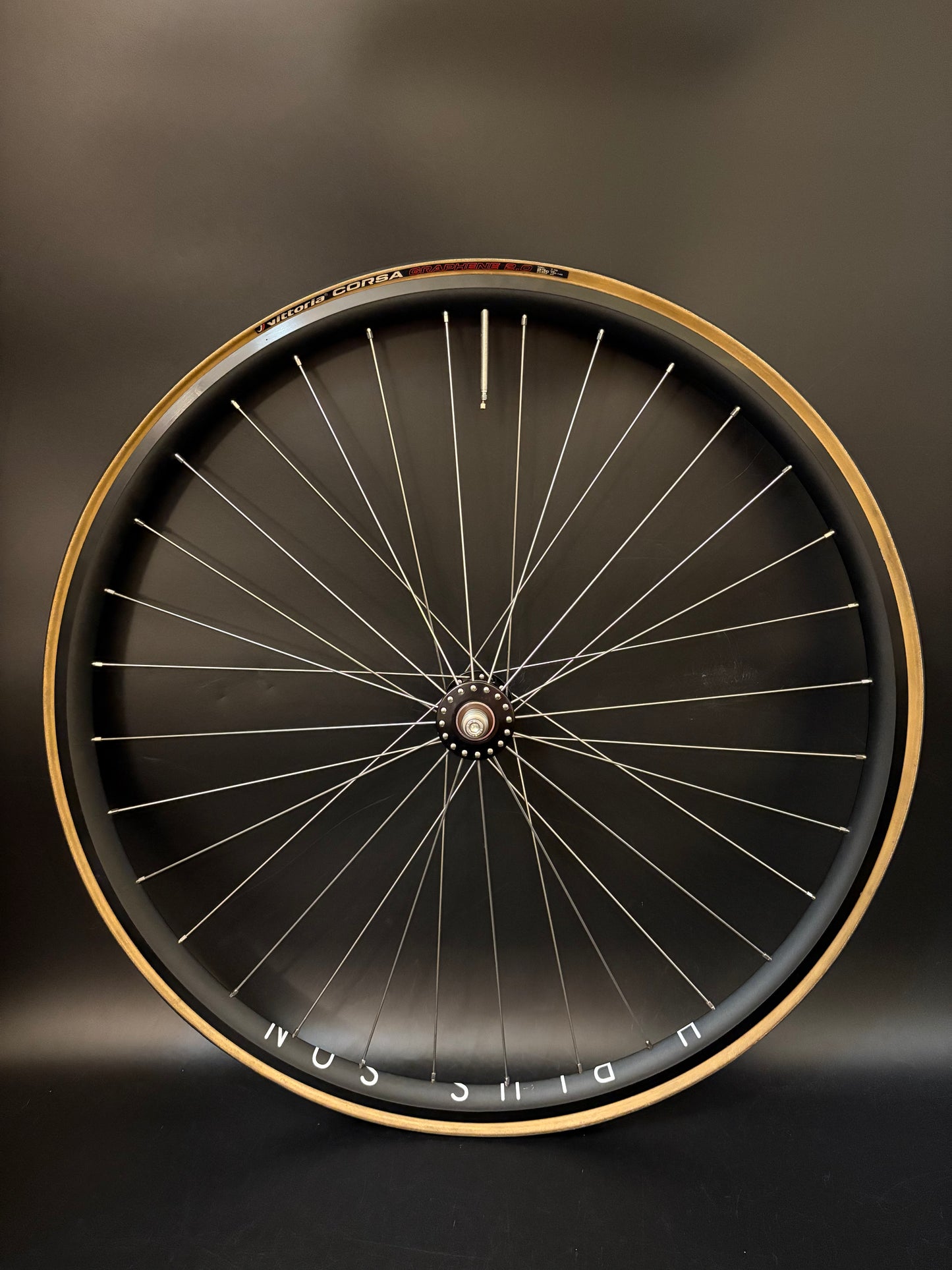 H Plus Son Archetype Black / Phil Wood LF Wheelset Black 24/32h