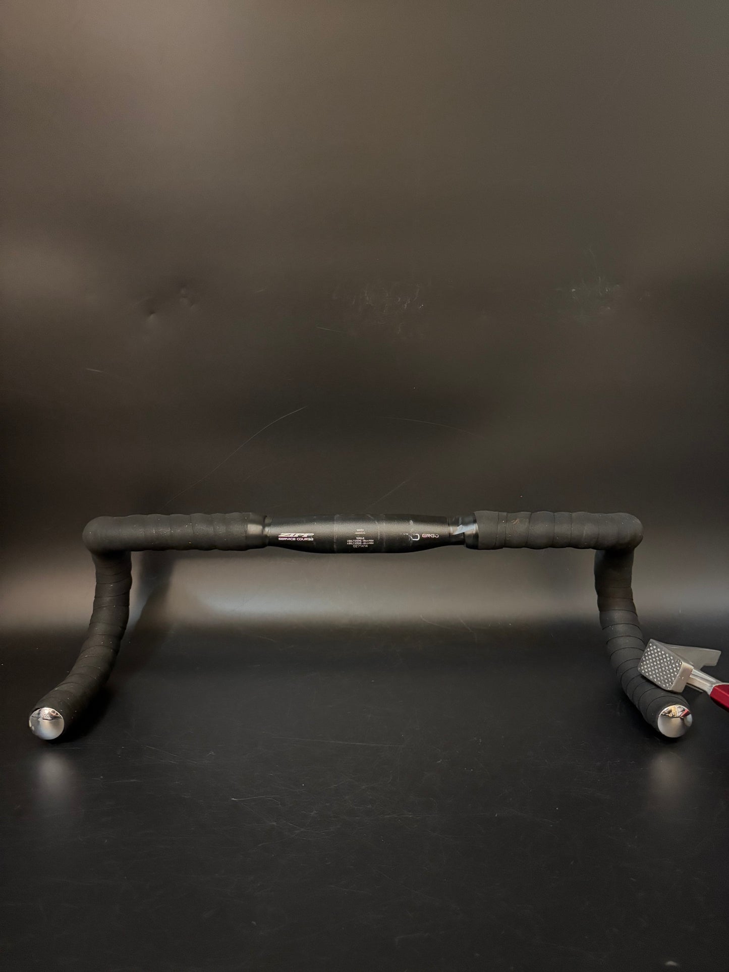 Zipp 70 Ergo Drop Handlebar Black 44cm 31.8