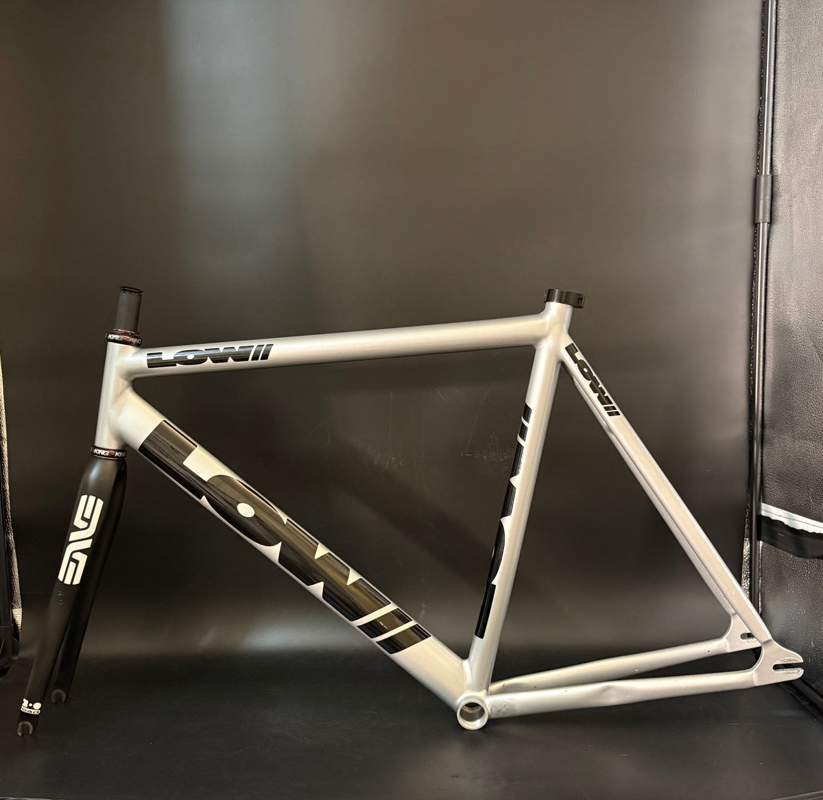 Low// Track Standard Frameset Silver 56cm