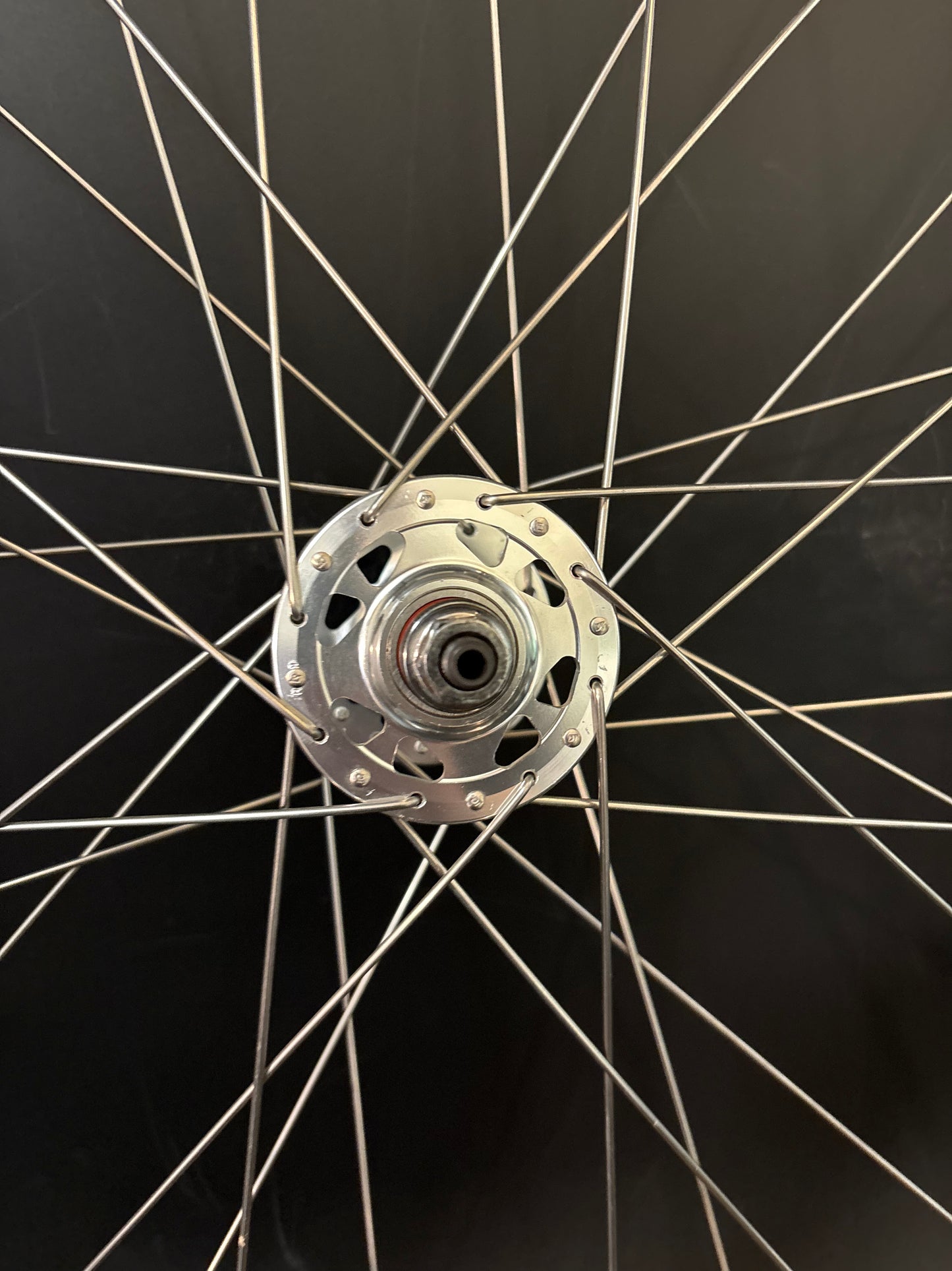 Velocity Deep V / Origin 8 Front Wheel Silver 32h