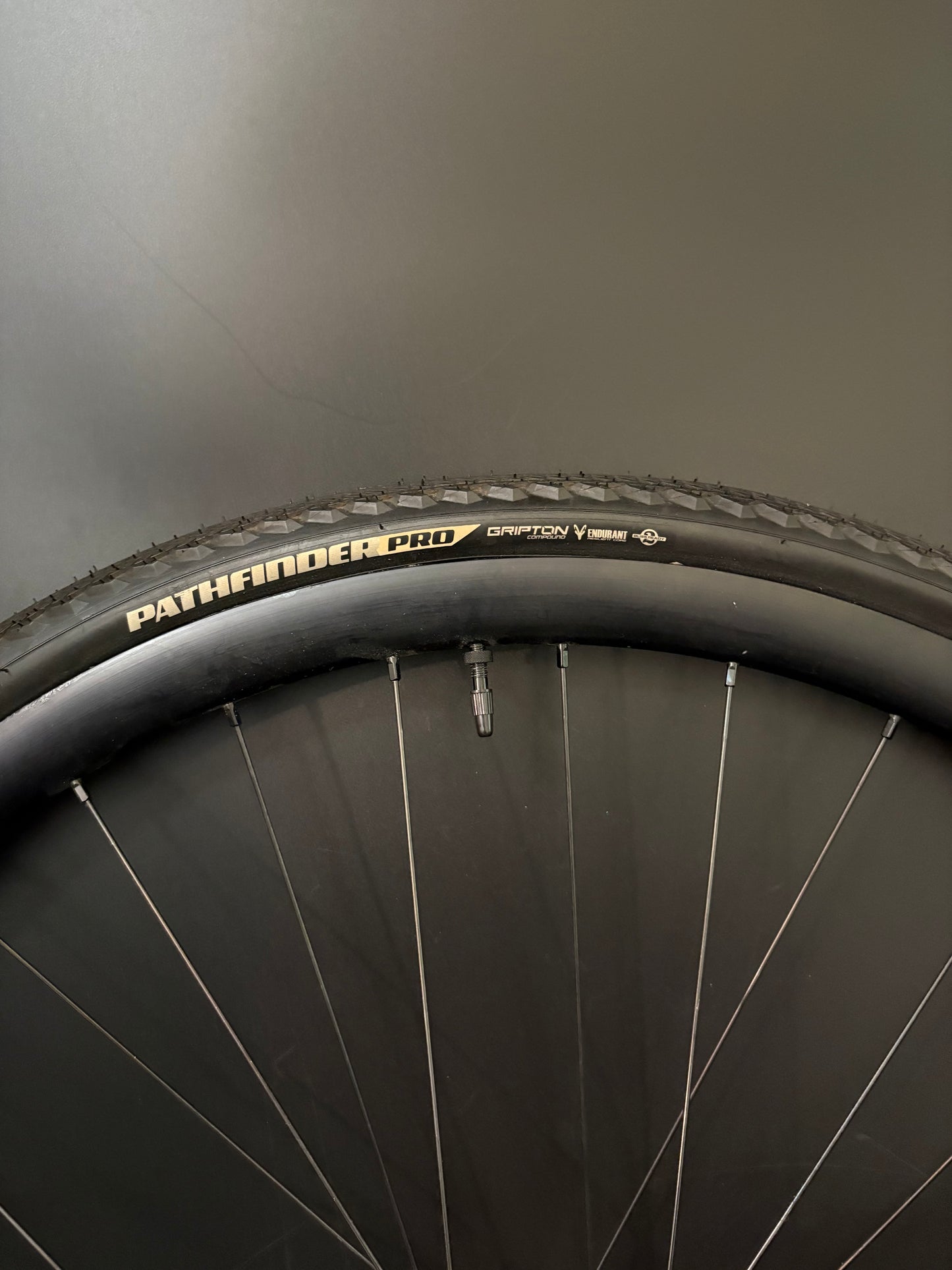 Velocity Aileron Black / Gran Compe Custom Anodize LF Wheelset 32h