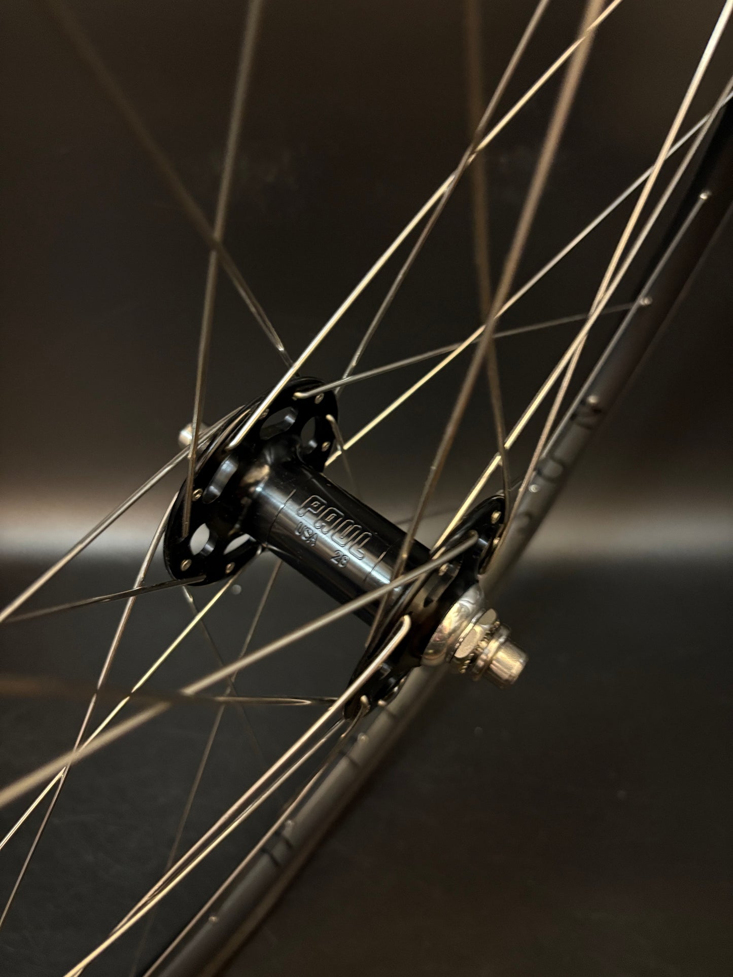 H Plus Son Archetype Grey / Paul Wheelset 28h