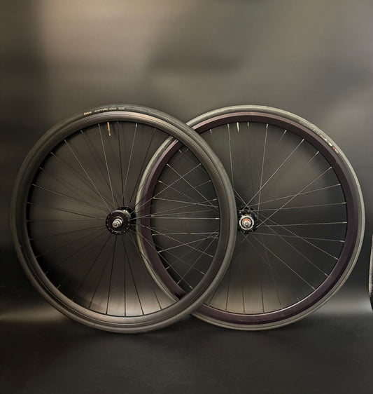 Unbranded + Deep V Black / Unbranded + Origin 8 Wheelset 32h