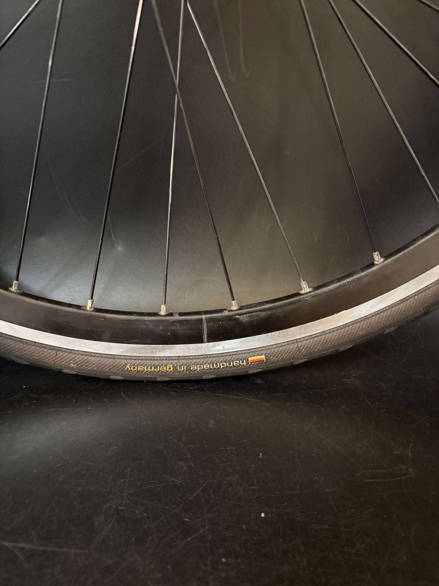 Deep V Machined Black / Surly Wheelset 36h