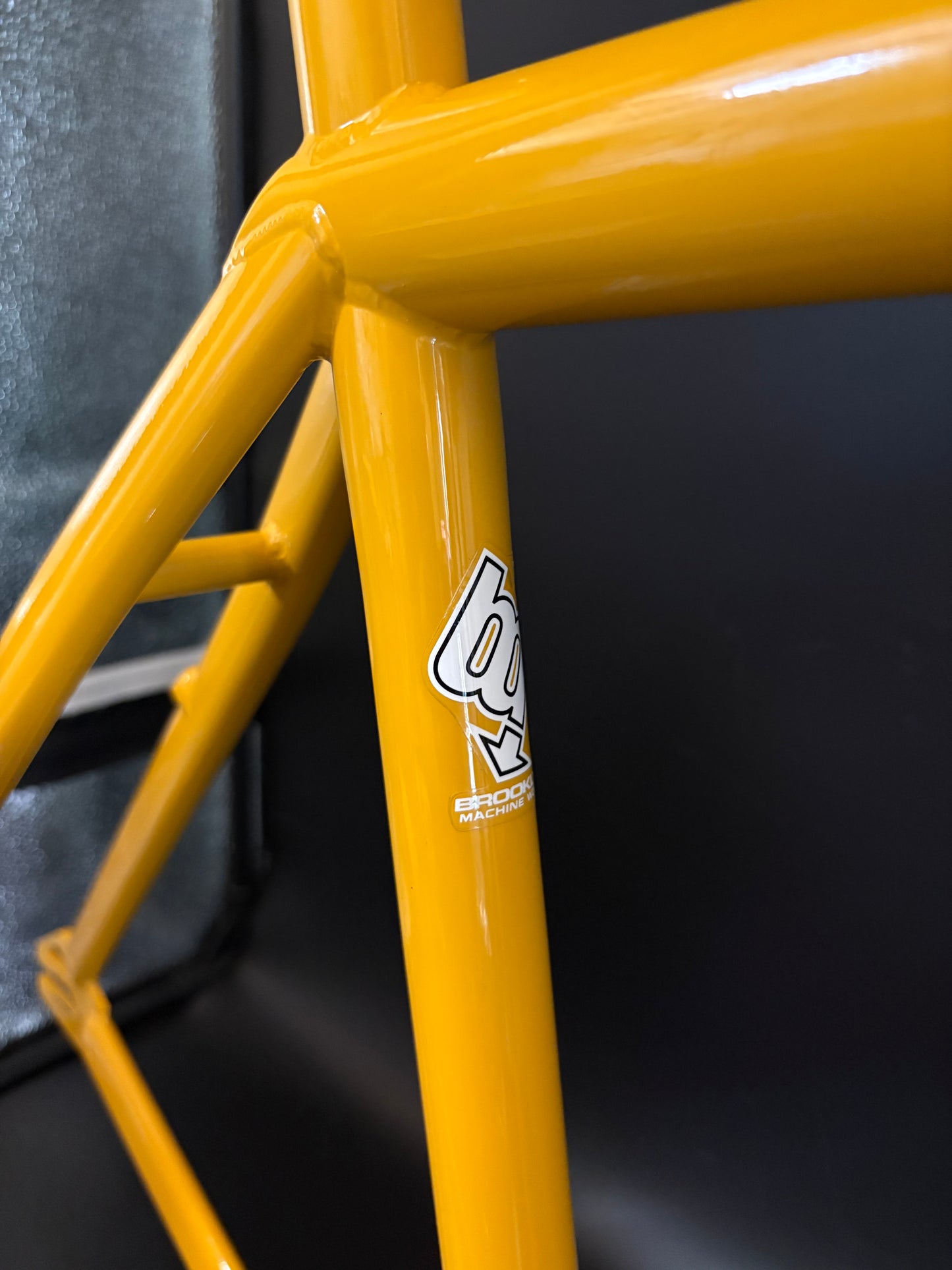 Brooklyn Machine Works Gangsta Track v4 Frameset Yellow Medium