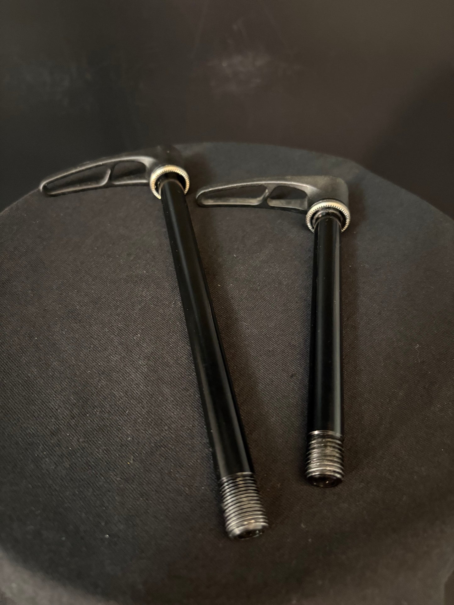 DT Swiss Thru-Axle Front + Rear