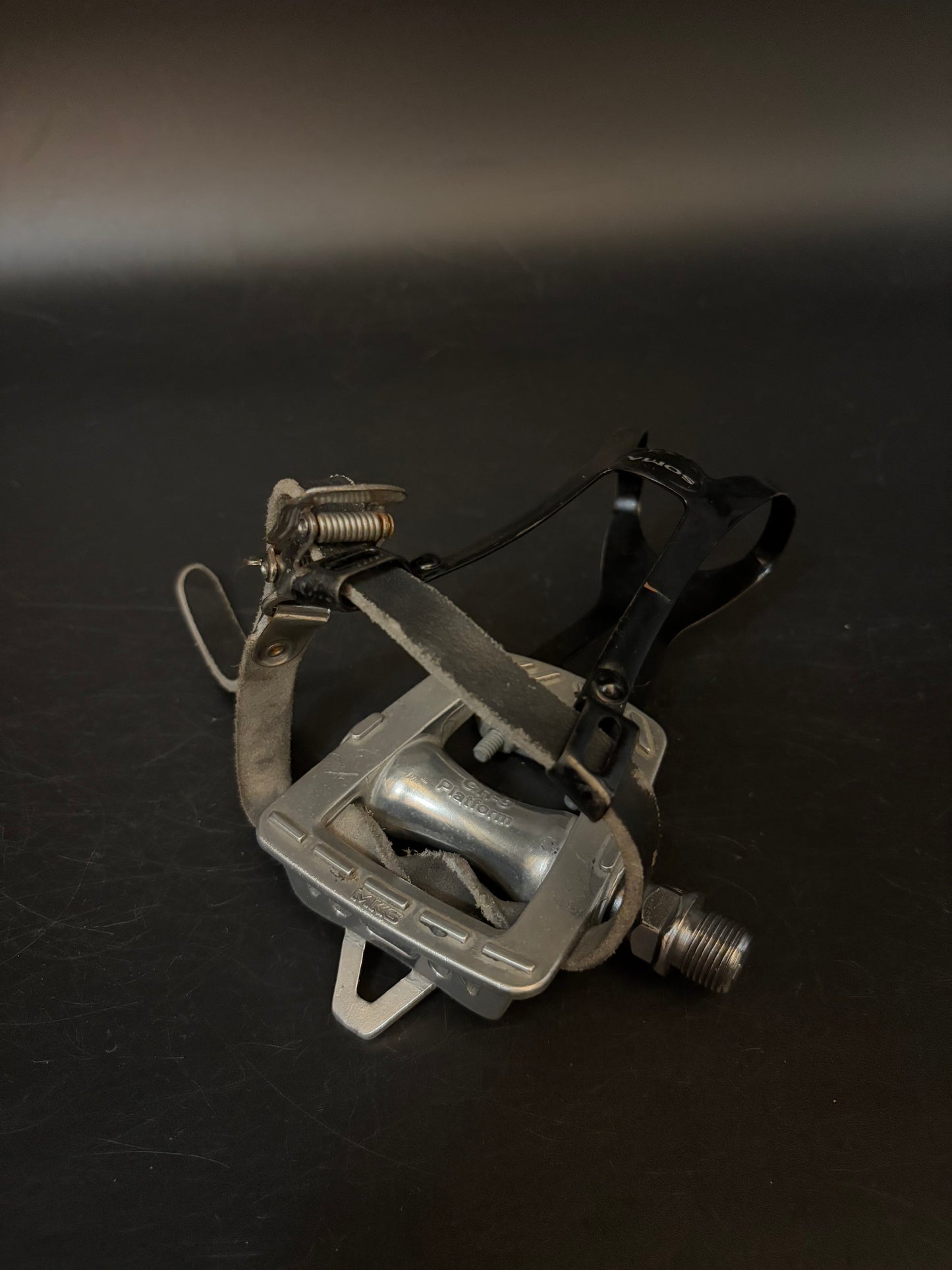 MKS GR9 / Single Straps Pedal Setup