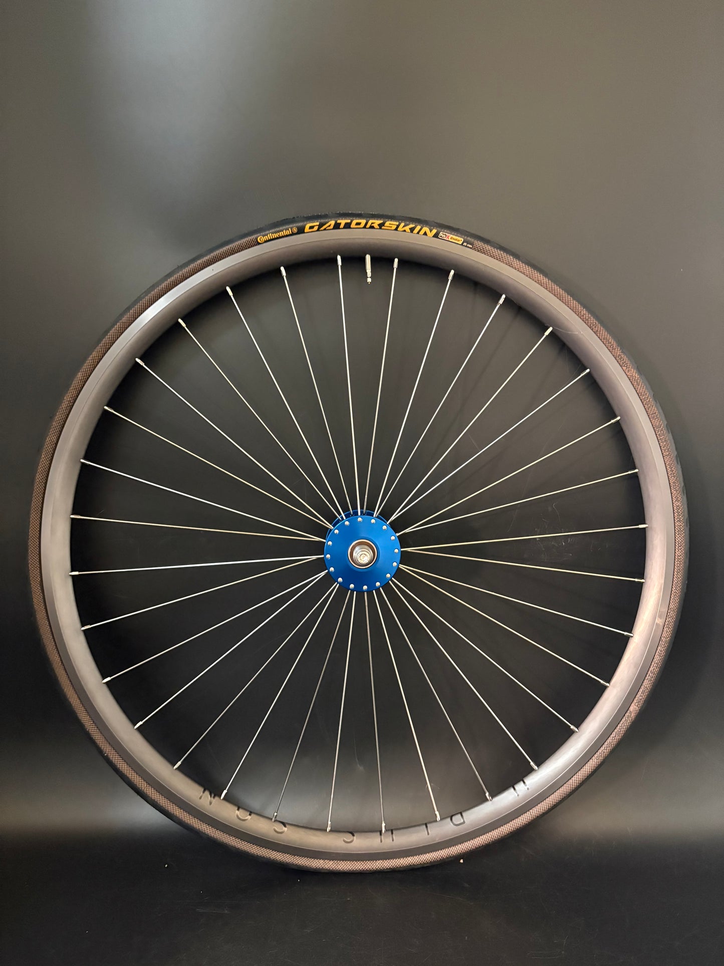 H Plus Son Archetype Grey / Phil Wood HF Blue Wheelset 32h