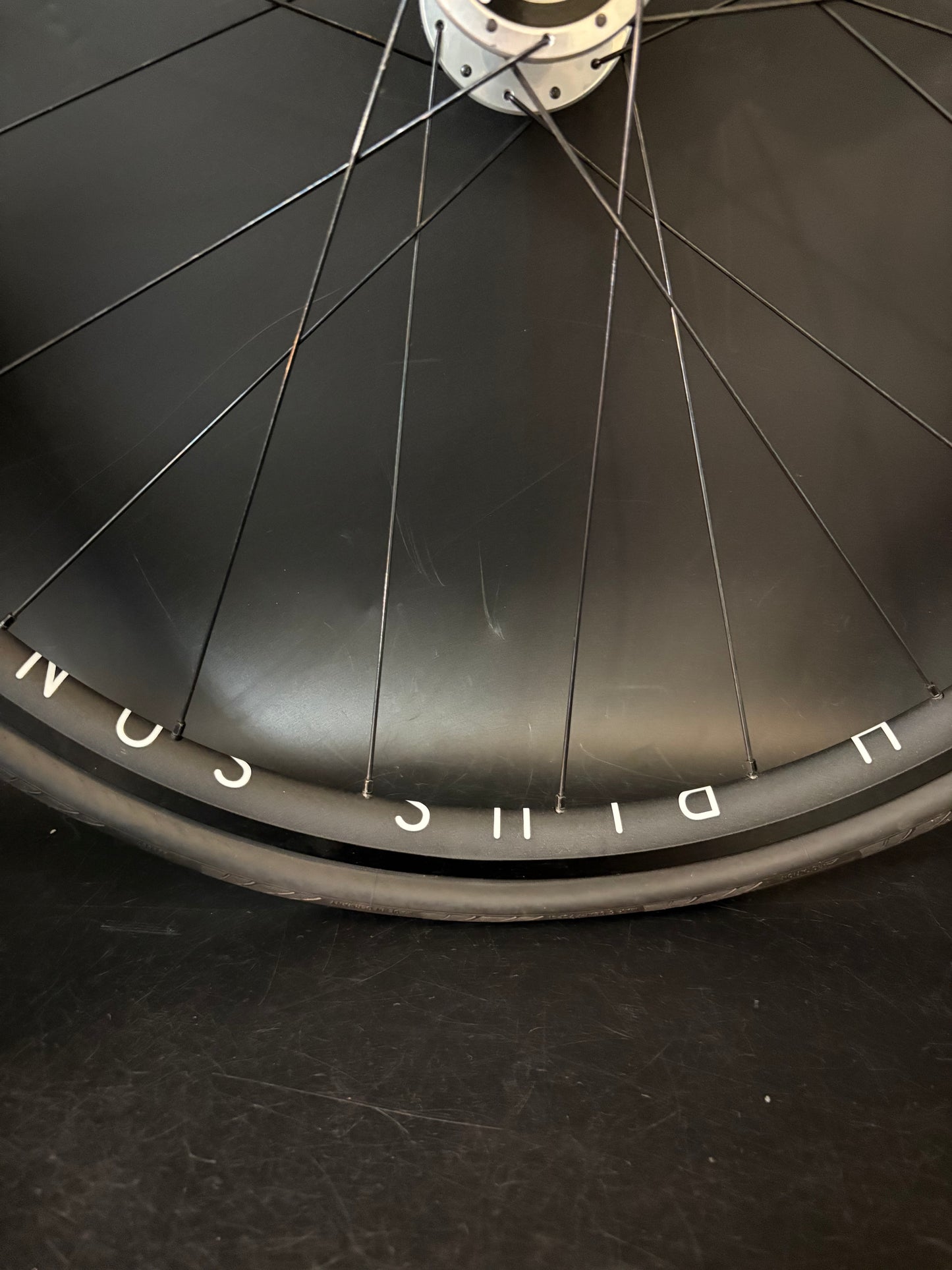 H Plus Son Archetype / DT Swiss Wheelset Black 20/24h