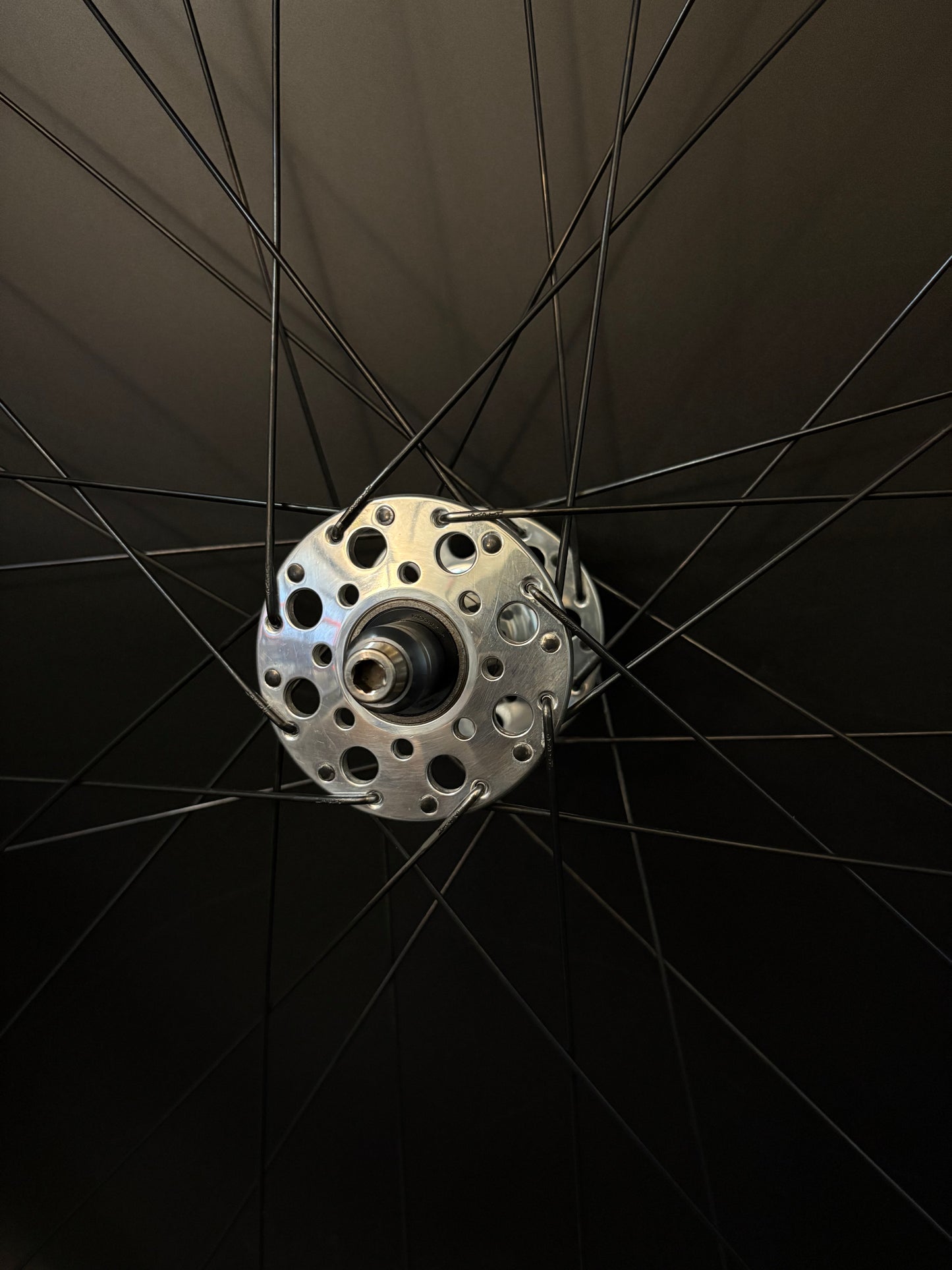 H Plus Son Eero Black / Phil Wood Pro HF Silver Wheelset 32h