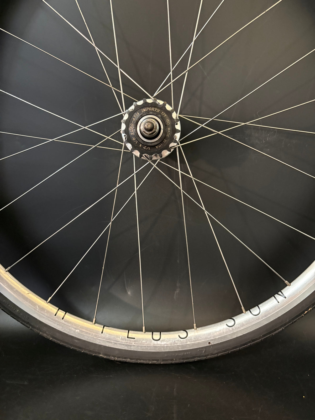 H Plus Son Archetype Silver / DT Swiss Wheelset 20/24h