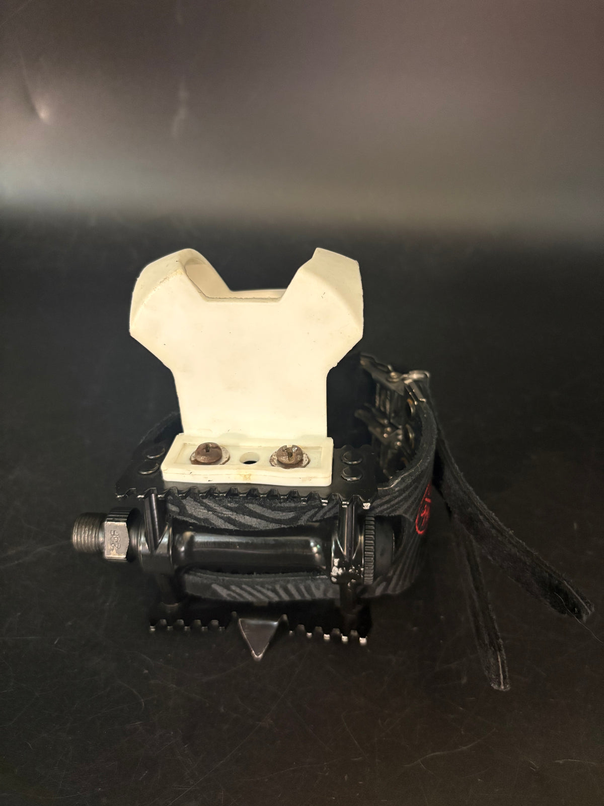 MKS Mash / Dosnoventa Double Straps Black Pedal Setup