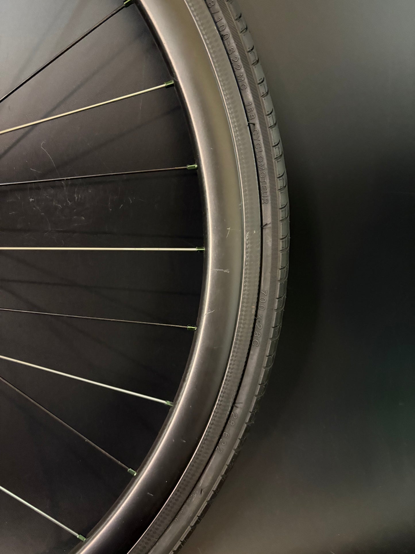 H Plus Son Archetype Black + BLB Notorious 38 Carbon / Phil Wood Bright Green LF Wheelset 32h