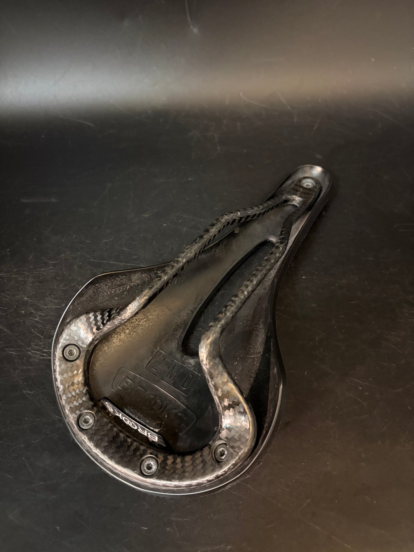 Brooks c13 Saddle Carved Black 145mm