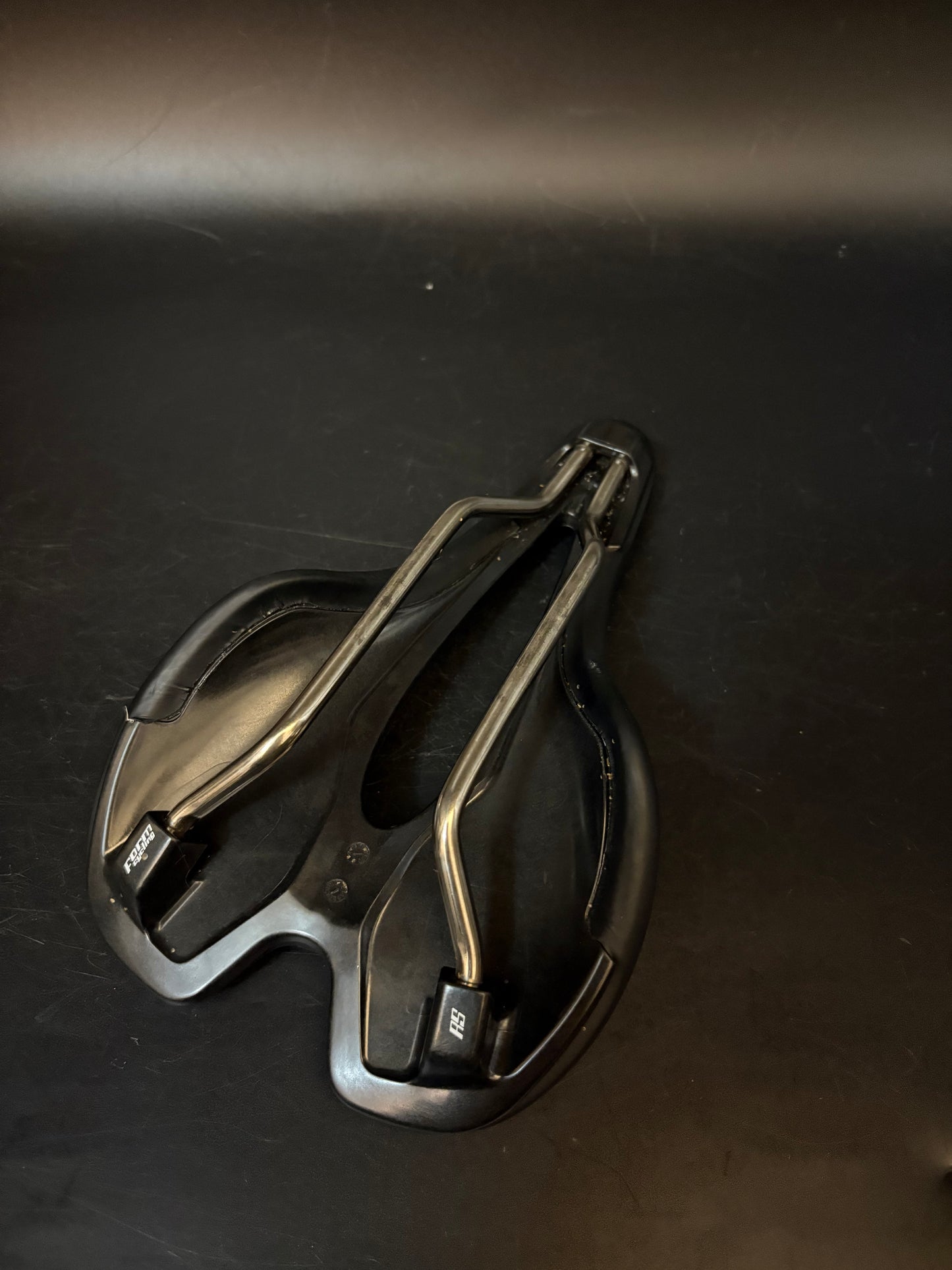 Form Cycling Throne RS Saddle Black